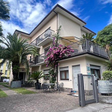 Villa Phoenix - Lake Apartments Riva del Garda Bagian luar foto